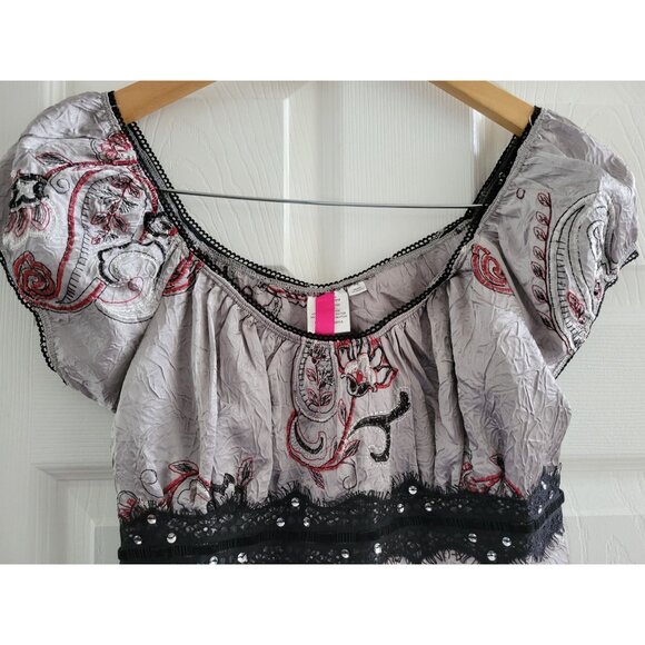 Heart and Soul Silver Y2k babydoll top purple embroidery size Medium Milkmaid - Picture 3 of 5